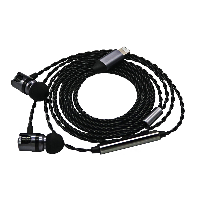 سماعات أذن سلكية أصلية مع ميكر - مراجعة Wired Earphone Lightning وسعره